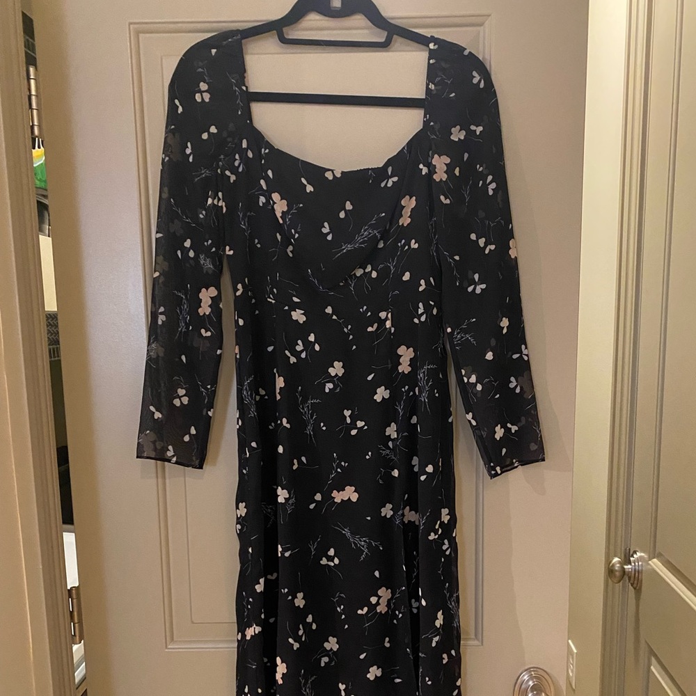 Aritzia Wilfred Long Sleeved Floral Dress - worn once